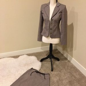 Two piece suit - size 5